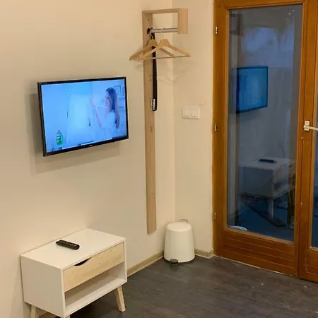 ゲストハウス Silver Lounge シオーフォク