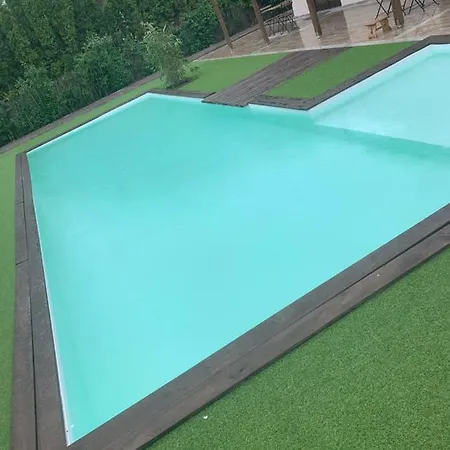 Silver Lounge ゲストハウス 3*