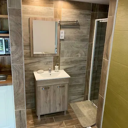 Silver Lounge ゲストハウス シオーフォク